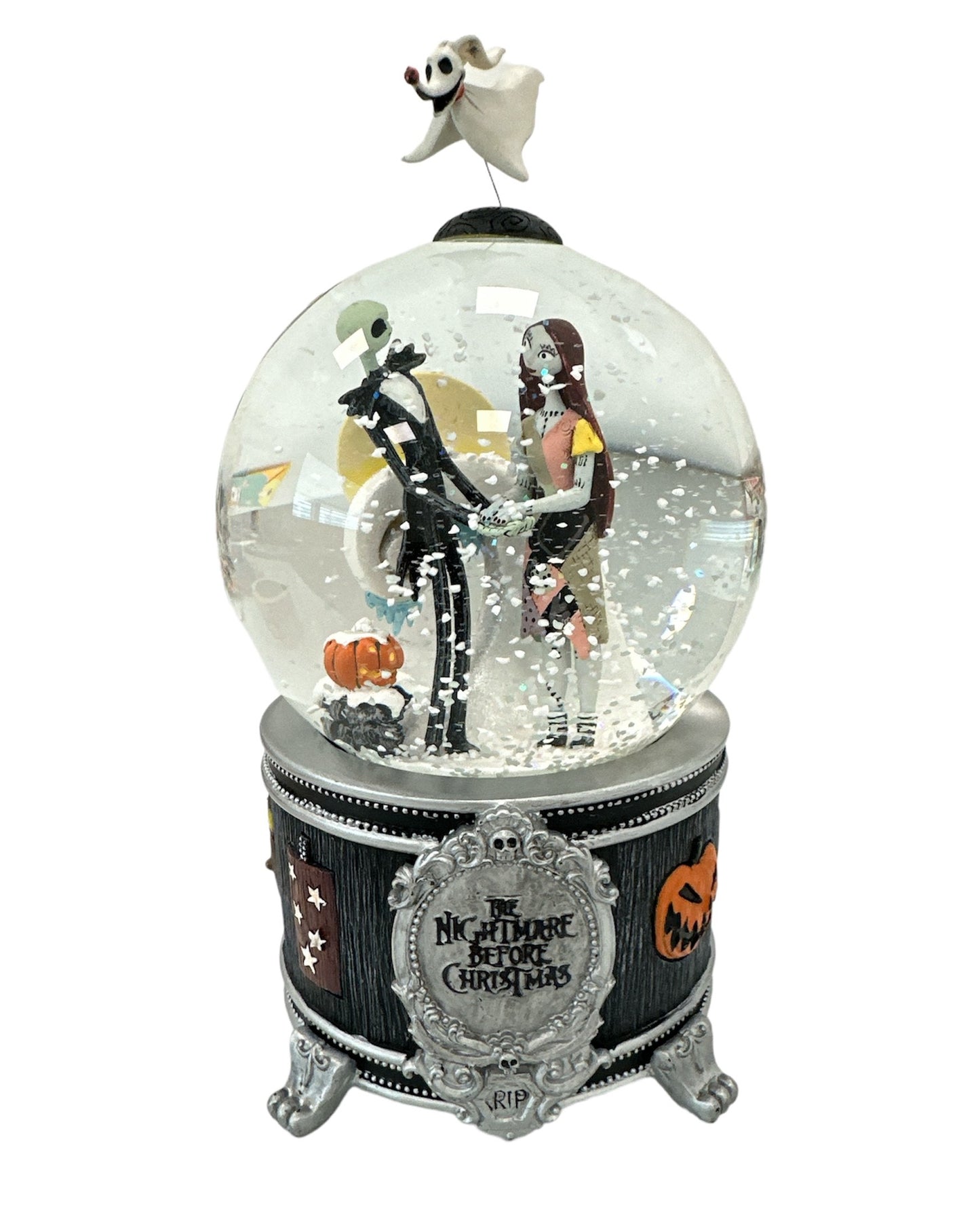 SNOW MUSICAL GLOBE JACK SKELLINGTON AND SALLY DISNEYLAND PARIS THE STRANGE CHRISTMAS OF MR JACK DISNEY