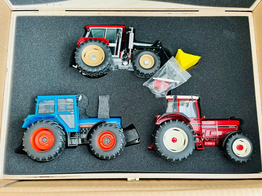 SCHUCO Tractor Legends Set TRACTOR LEGEND N SCH07659 LIMITED EDITION WOOD